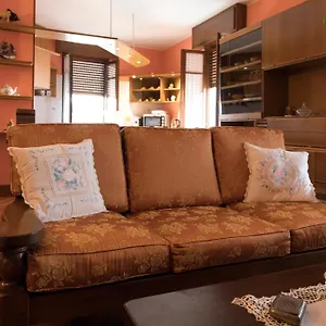 https://a-casa-di-anna-elegant-flat-in-cremona.it-lombardy.com